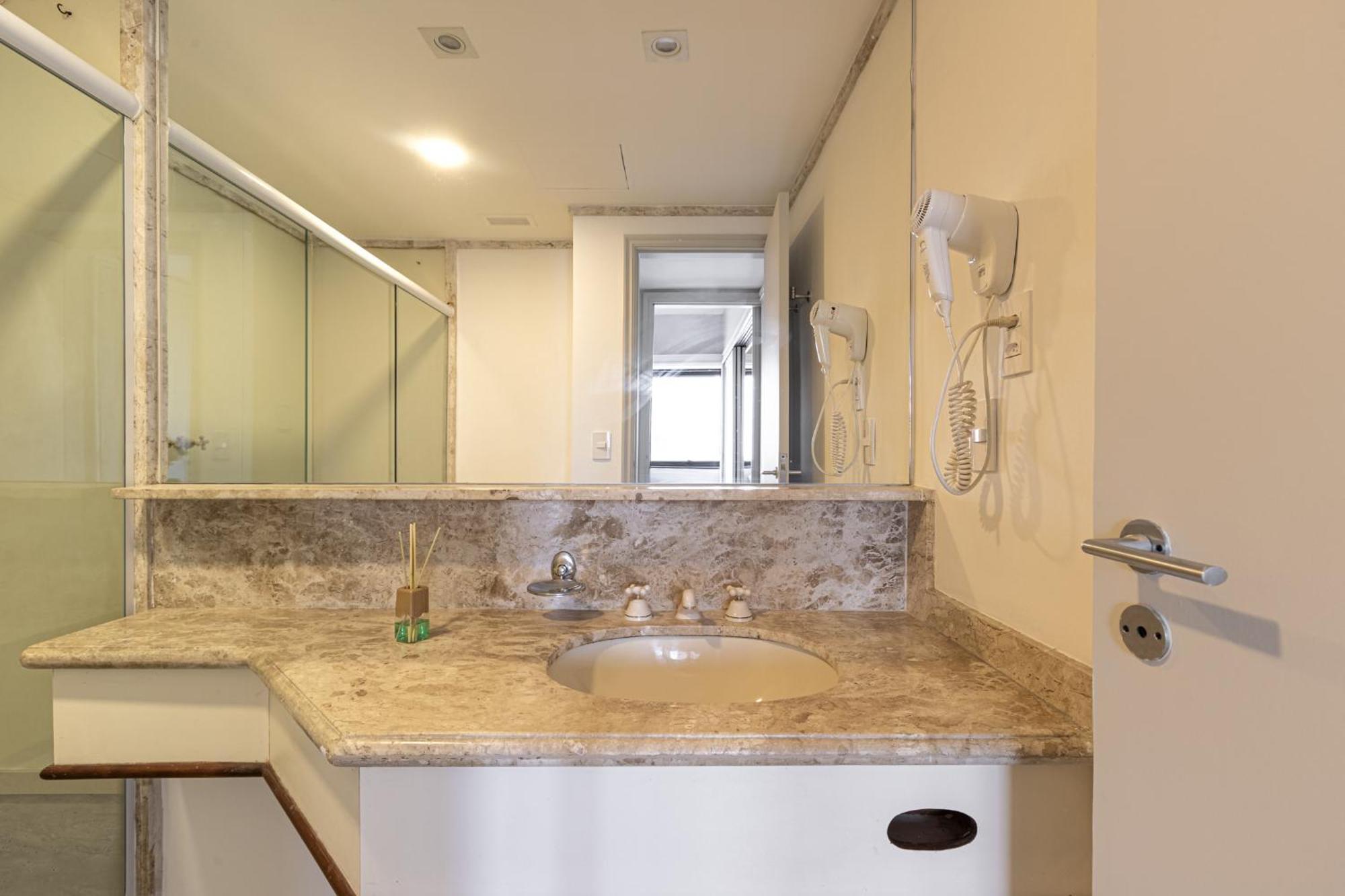 Apartamento Easy Star - Pratico Flat C/vaga Proximo Do Shopping Pamplona - Do03i São Paulo